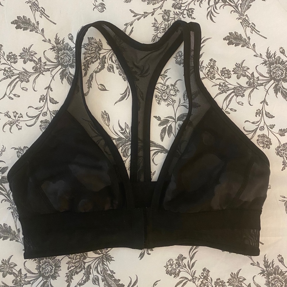 Lululemon Size 6 Bra